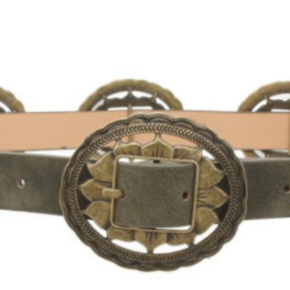 NWT BEAUTIFUL WESTERN CONCHO BELT ELEVATE YOUR OUTFIT - Picture 2 of 4